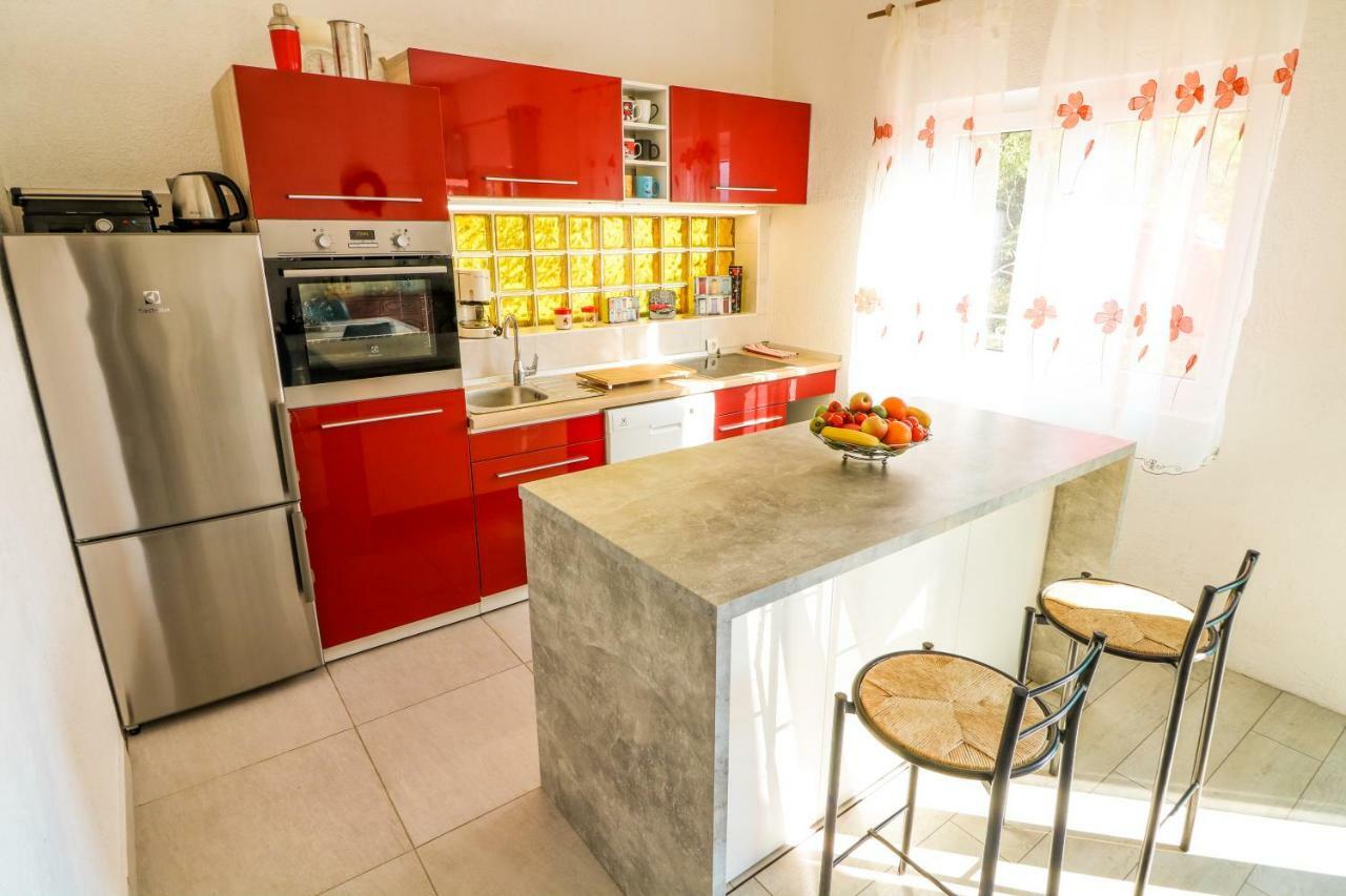 באסקה Apartments Andrea מראה חיצוני תמונה