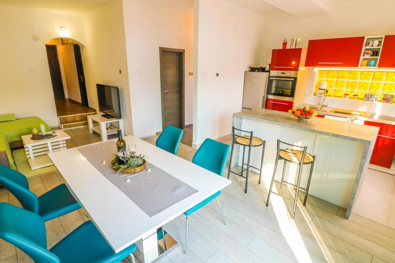 באסקה Apartments Andrea מראה חיצוני תמונה