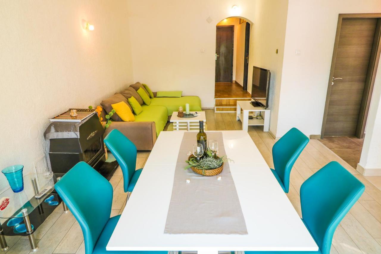 באסקה Apartments Andrea מראה חיצוני תמונה